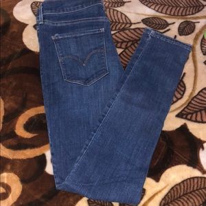 Levi jeans